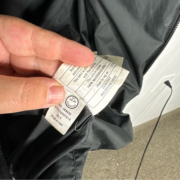 Patagonia Radalie Quilted Insulated Parka 100% Recycled Polyester XS - Picture 16 of 16